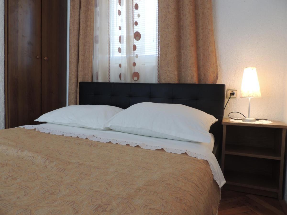 Apartman Husic Pag Town Zewnętrze zdjęcie