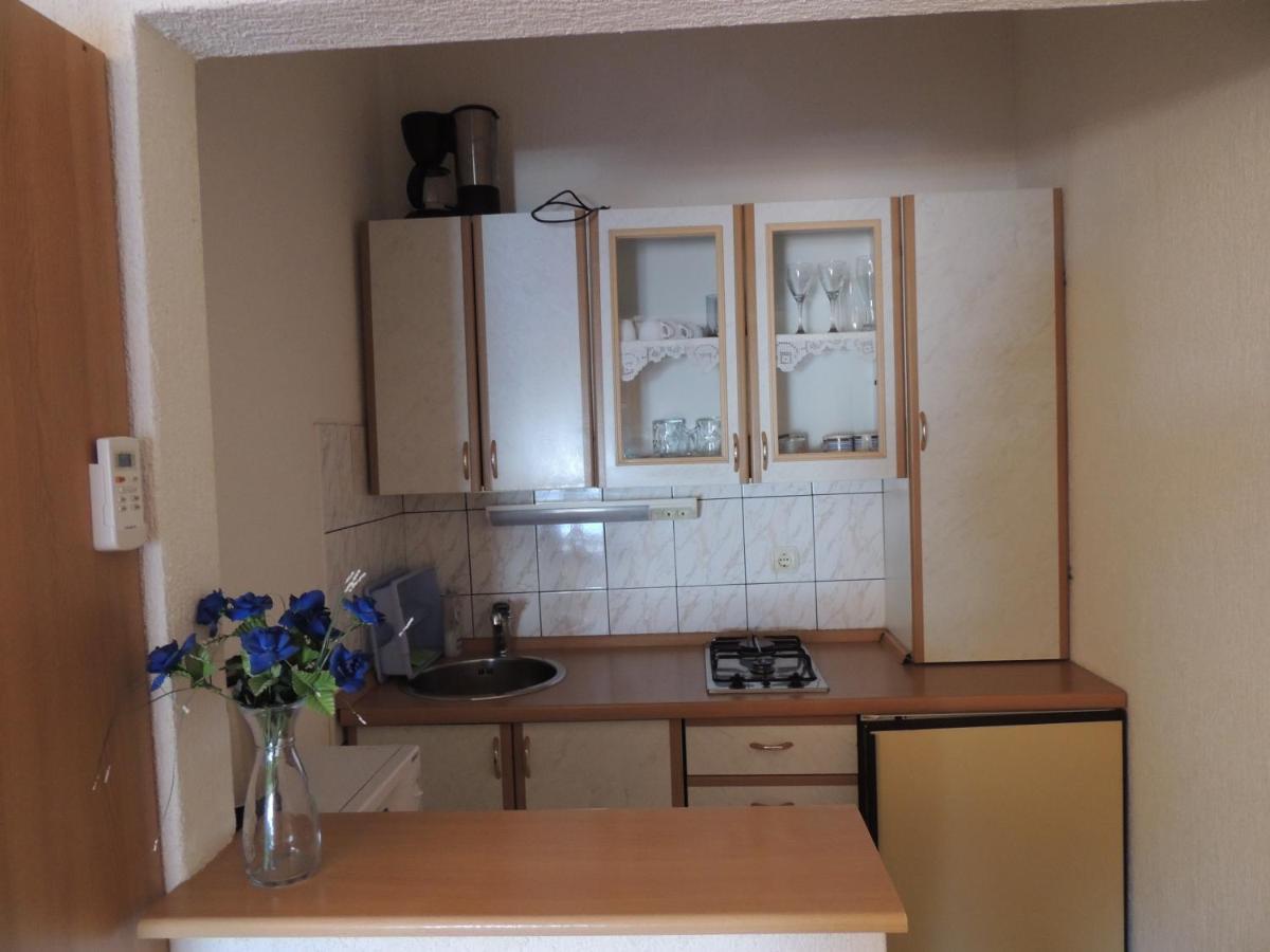 Apartman Husic Pag Town Zewnętrze zdjęcie
