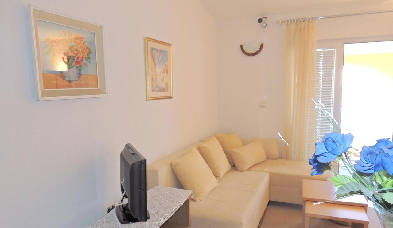 Apartman Husic Pag Town Zewnętrze zdjęcie